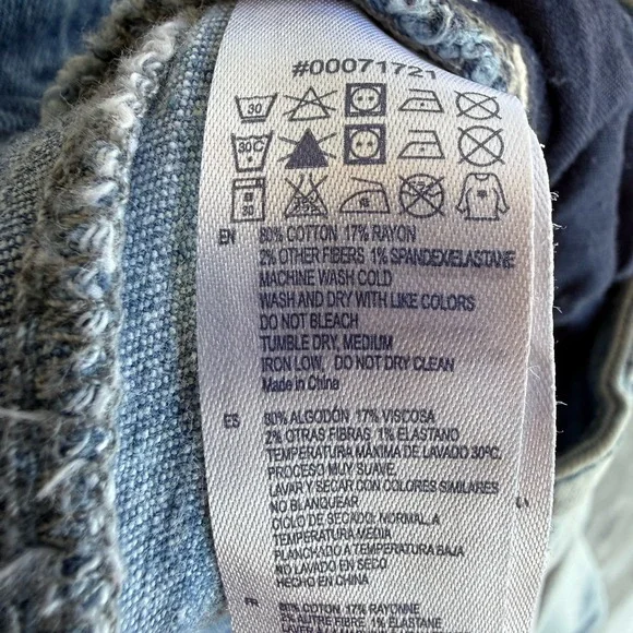 Forever 21 Denim Shorts Womens 28 Light Wash Distressed Y2K Festival Grunge Moto - Picture 4 of 7